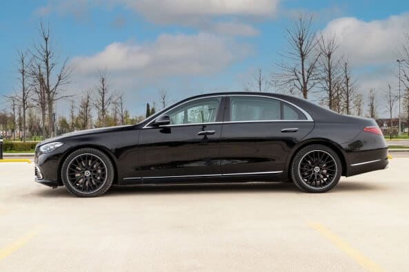 Mercedes E-Class executive taxi service Bristol