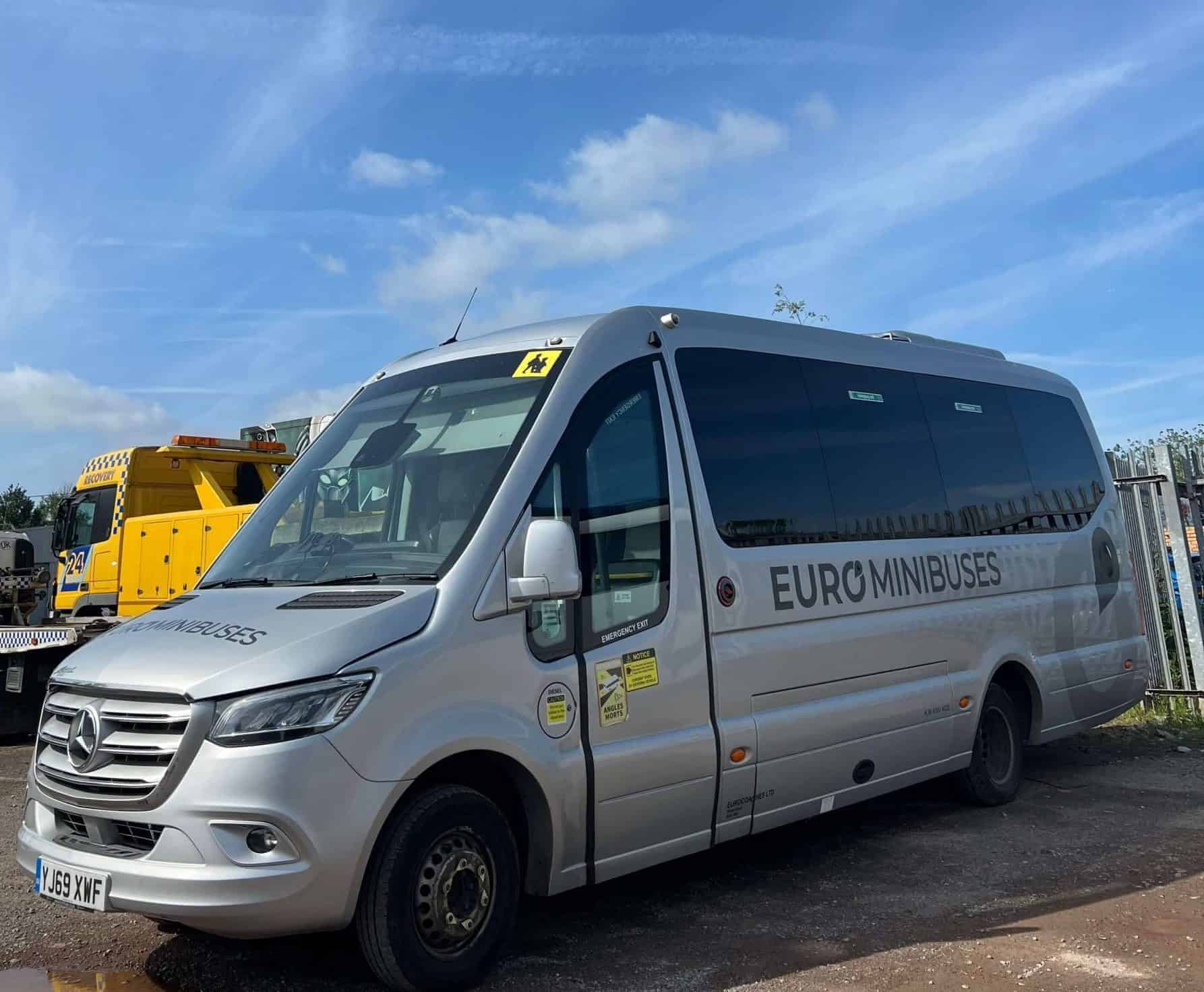 Nineteen seater minibus hire