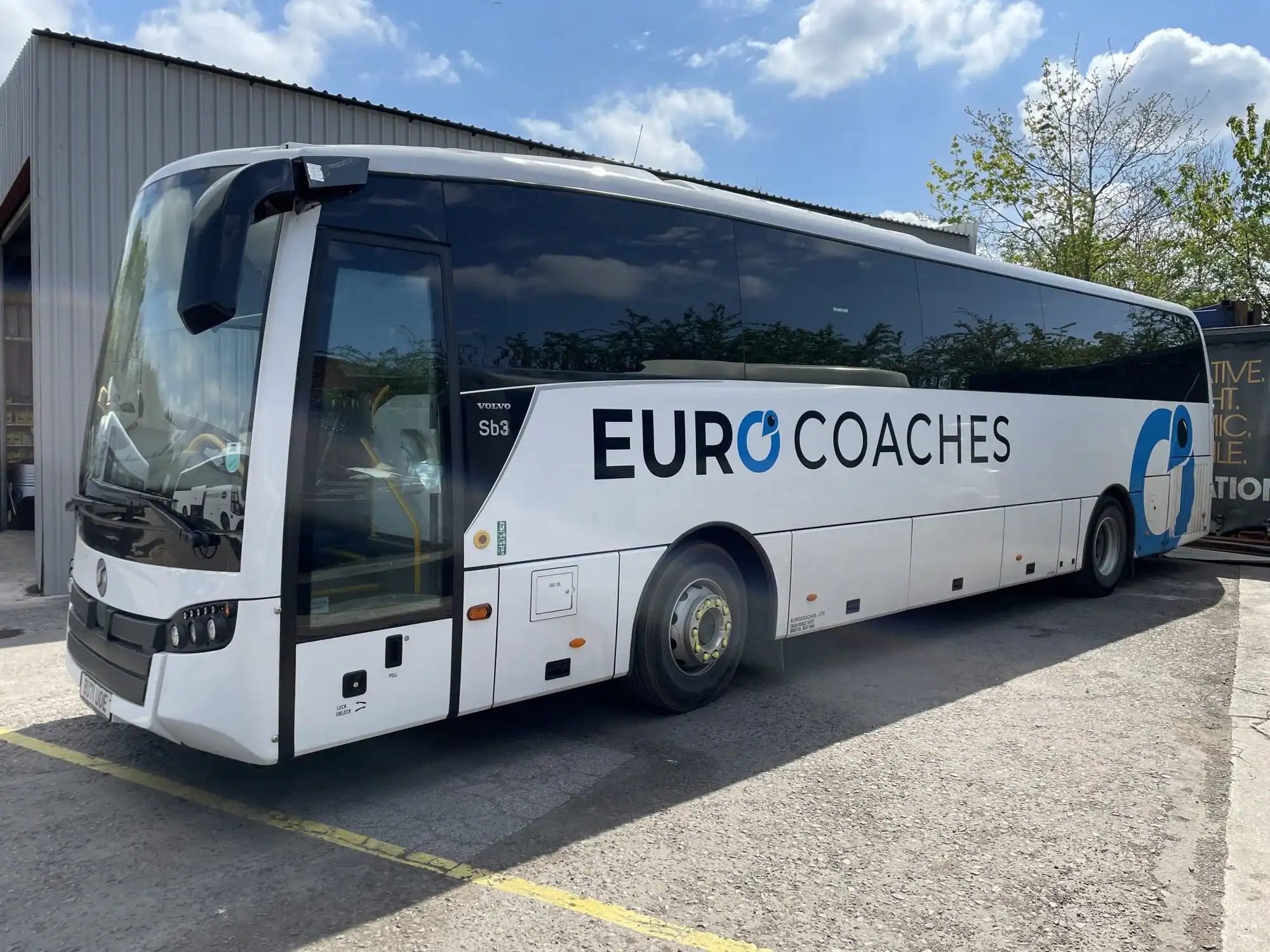 Seventy seater coach hire