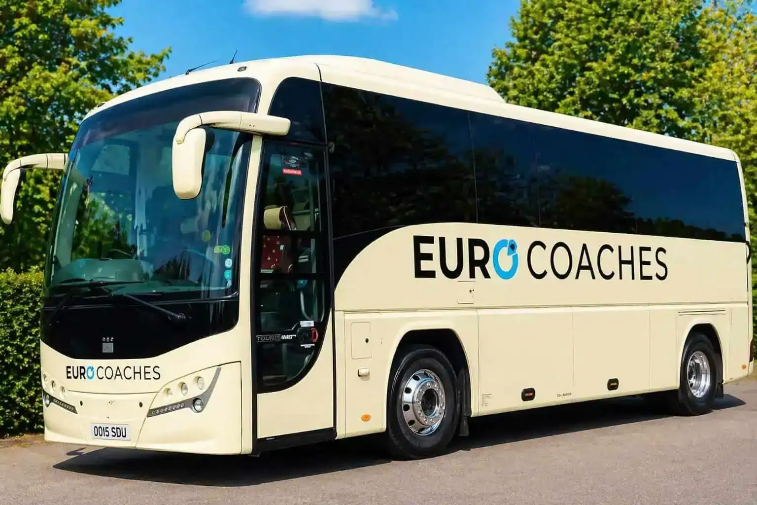 Coach and minibus hire in Bristol